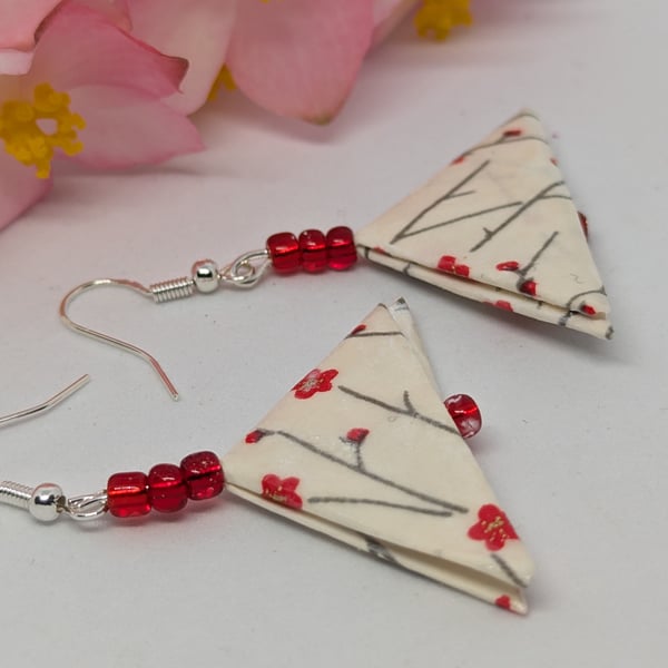 Japanese triangle paper earrings: branches, flowers and buds on white background