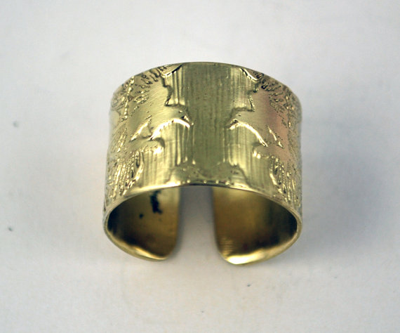 Etched Brass Magpie Ring - Adjustable size