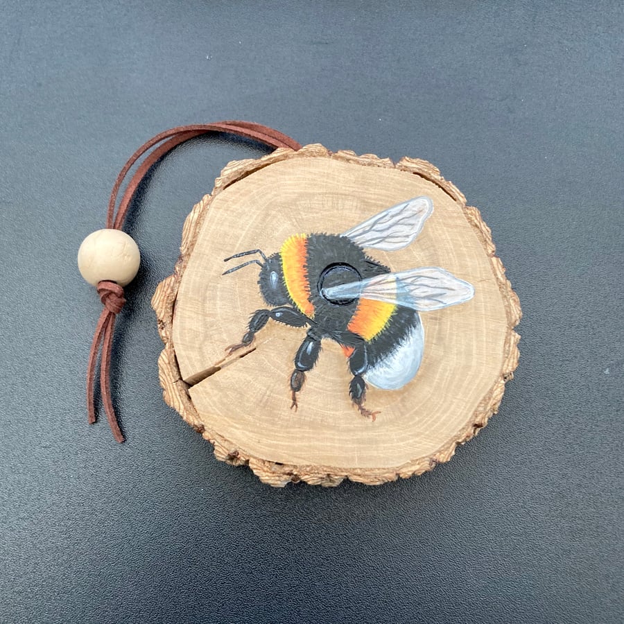 Bumble bee hanging decoration hand-painted wood slice