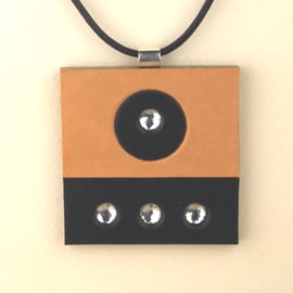 S002 SQUARE LEATHER PENDANT