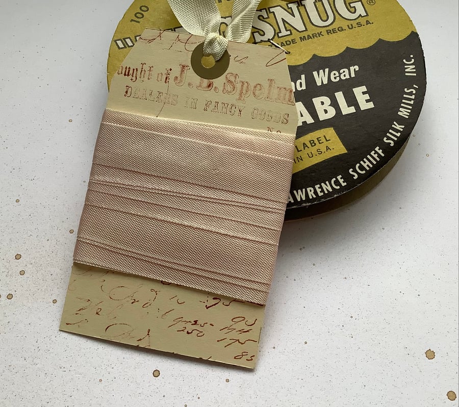 VINTAGE style  ribbon  ( silky seam binding) ' Mother of Pearl ' Pink .4yds  ...