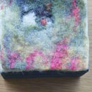 Coorie cottage small felt lidded box. Contains a small cottage brooch.