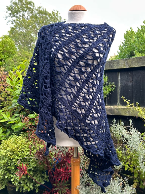 Handmade Soft Navy Blue Merino Lace Triangle Shawl Wrap