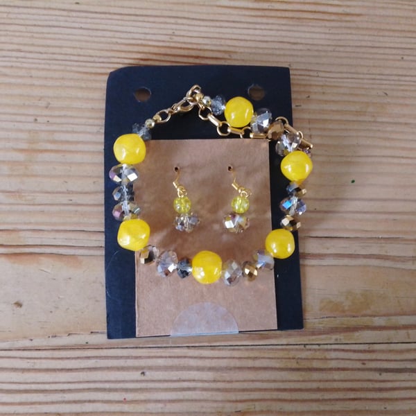 Handmade bracelet and earring set