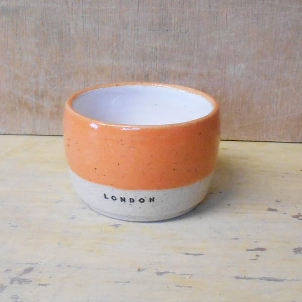 Cup Petite Espresso London Bright Orange.