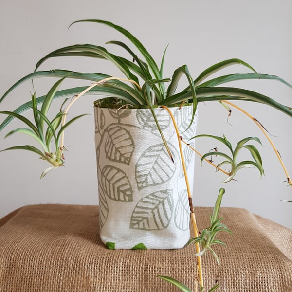 Fabric storage container: contemporary leaf