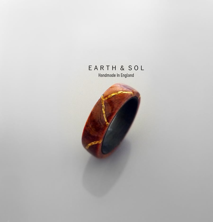 Kintsugi Ring. Redwood Burl Wood & 'Real' 22ct Gold Inlay. Carbon Fibre Liner