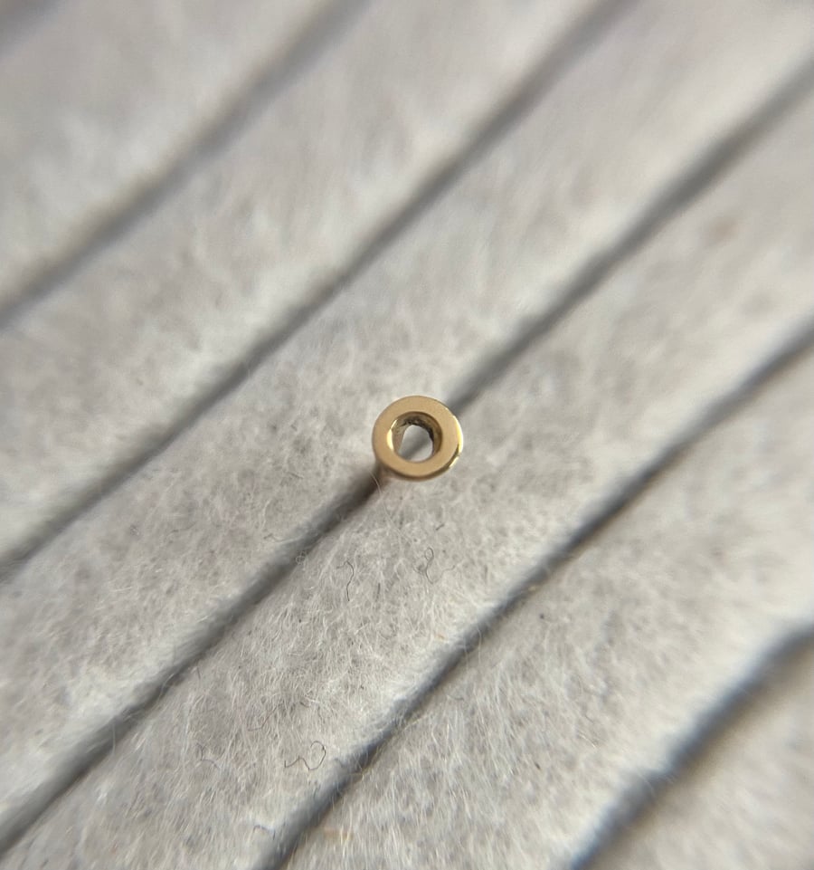 9ct gold delicate circle single ear stud in solid yellow gold earrings