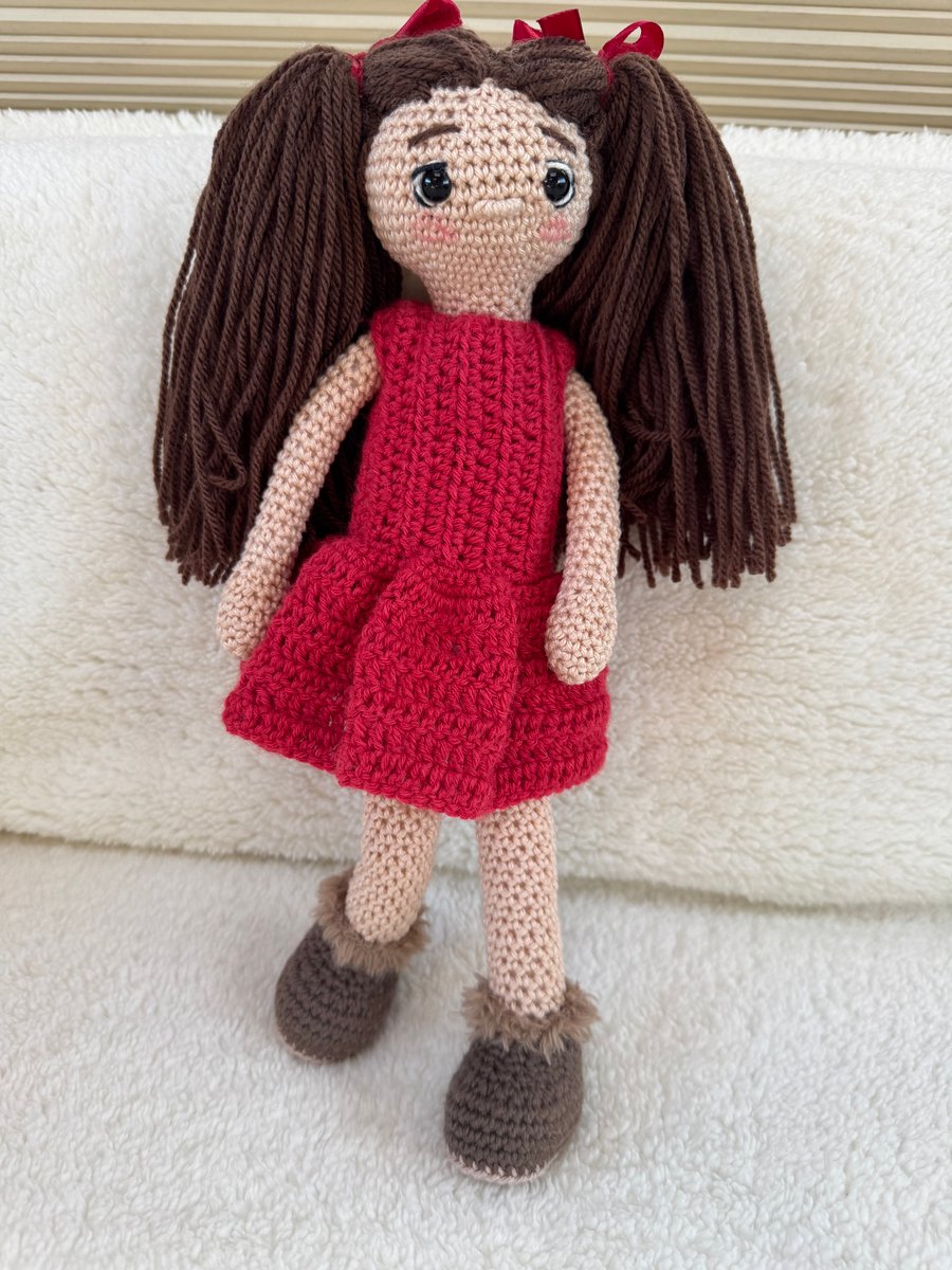 Amigurumi doll 