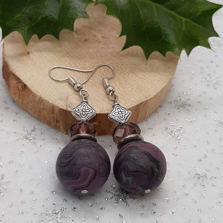 Statement jewellery - mauve, black and silver dangly earrings