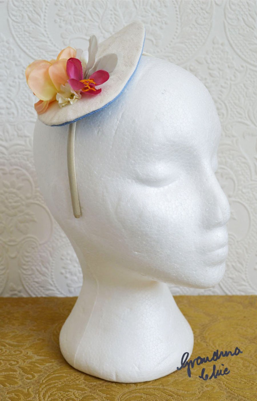 Handmade Fascinator 'Raspberry'
