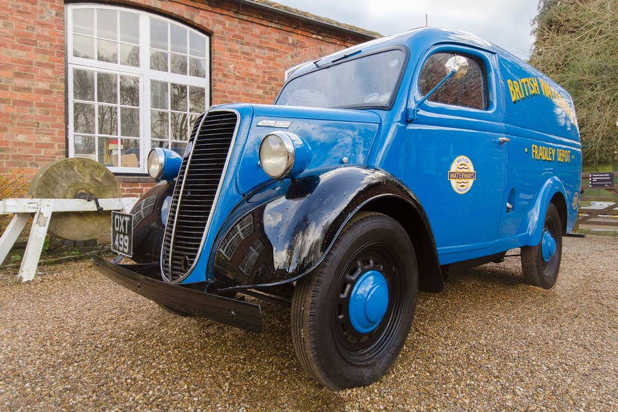 Ford Thames van 2 print