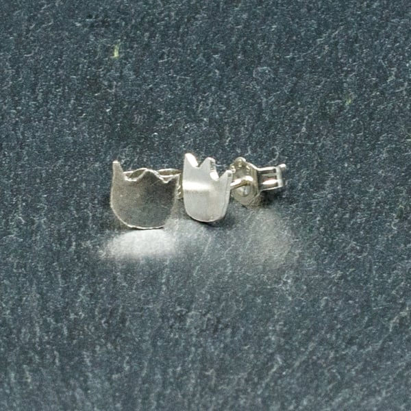 Tulip Stud Earrings (SSS24)