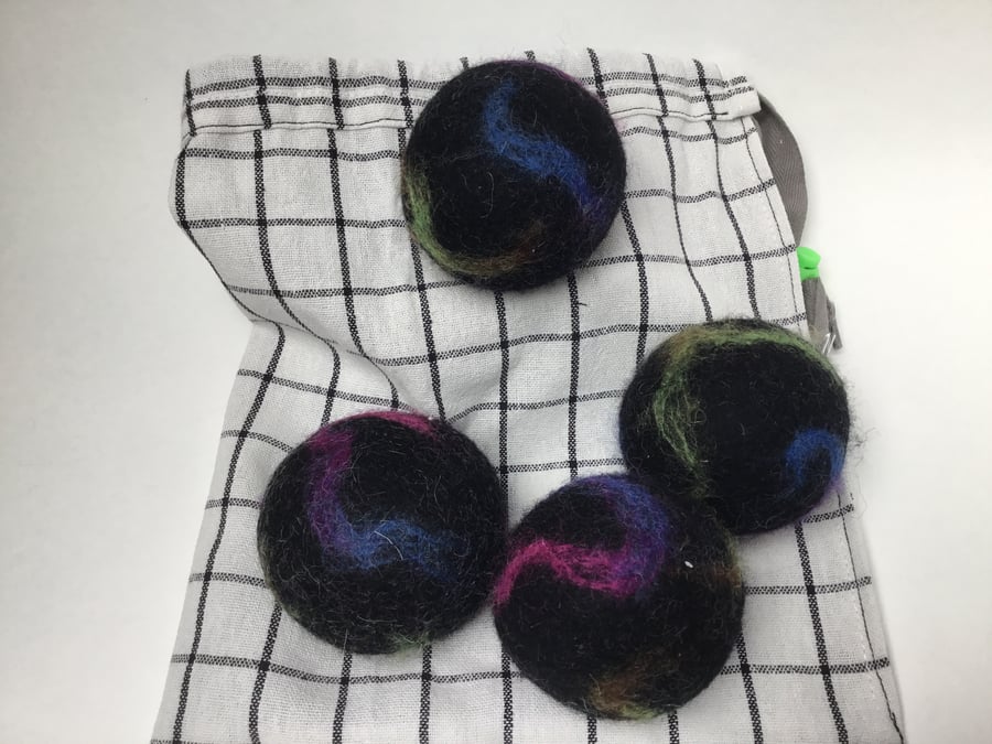 Wool tumble dryer balls - Aurora.. Energy saving and plastic free.