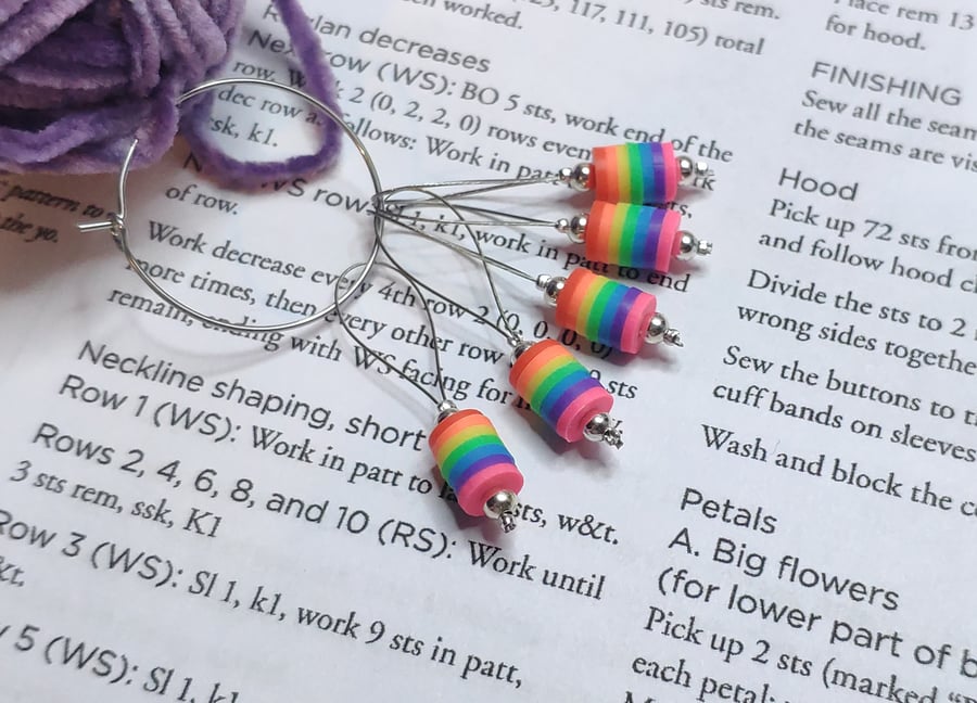 Rainbow stitch markers set of 5