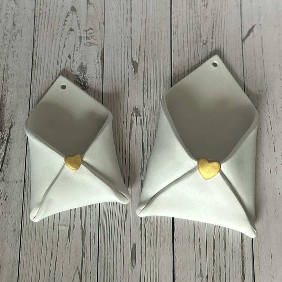 Clay Hanging Envelope – Love Token, Hearts or Affirmation Holder