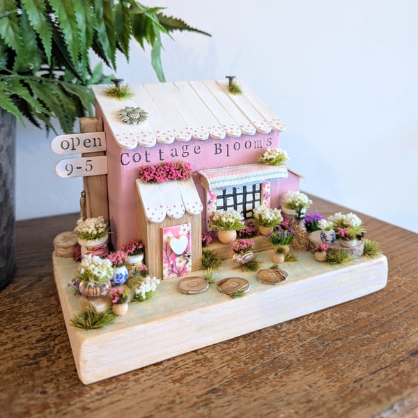 'Cottage Blooms' Handmade Wooden Florist Shop Home Decor