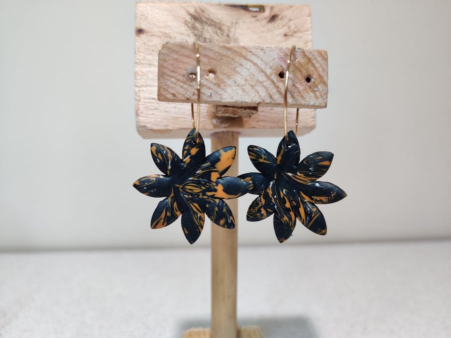 Sheffield hendo relish scrap dangle earrings 