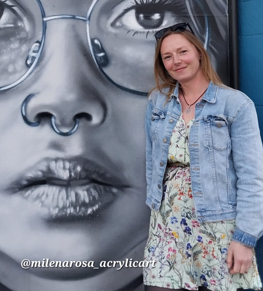 MilenaRosaAcrylicart