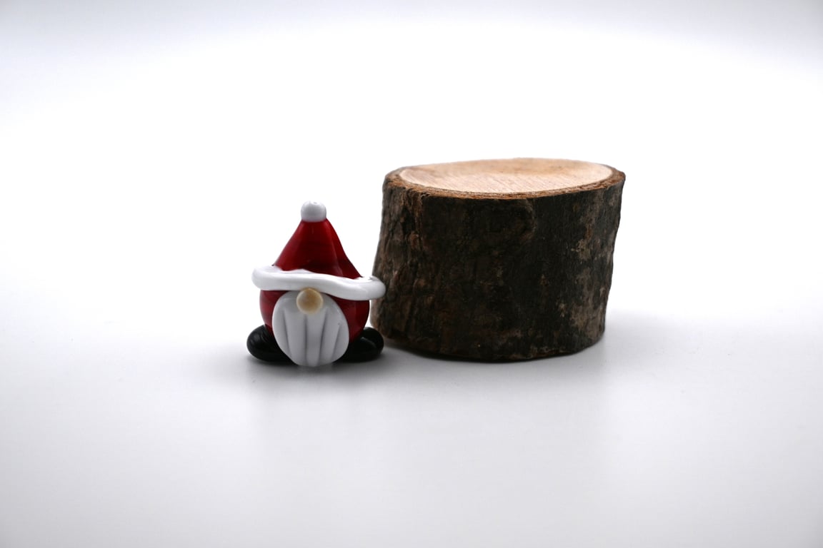 small glass father Christmas keepsake figure