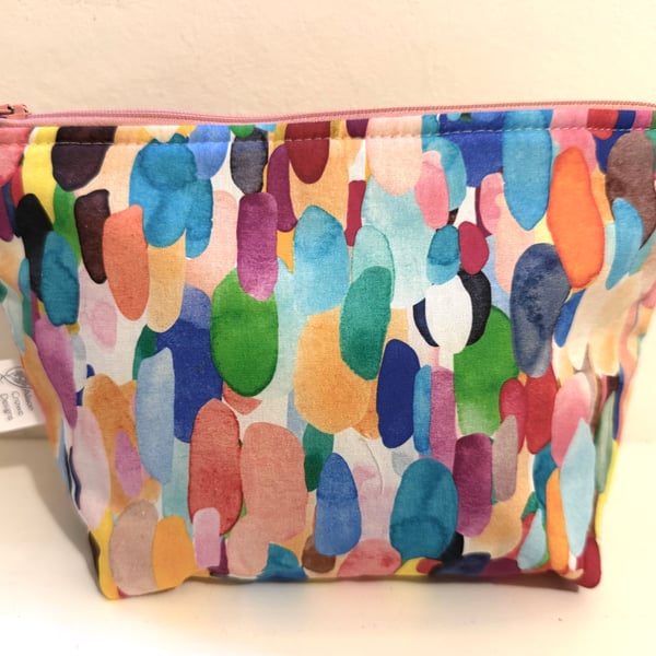 Multi-coloured zipped accessory bag