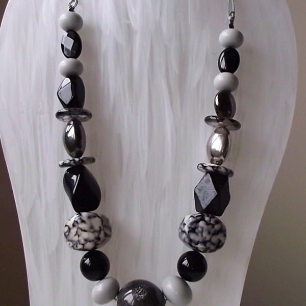 Statement large bead necklace grey and black 