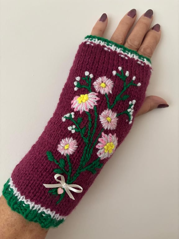 Knitted and Embroidered Gloves Dark Pink With Pale Pink Flowers (J141)