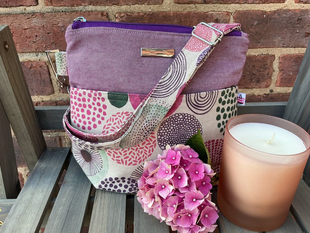Abstract Mauve Circles Crossbody Bag