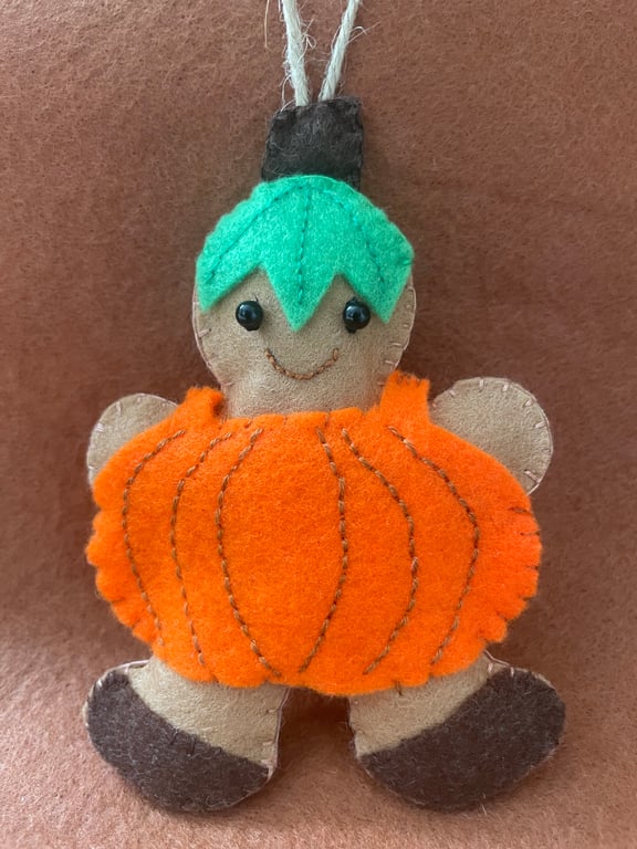 Felt Gingerbread Pumpkin Halloween hanging decoration 