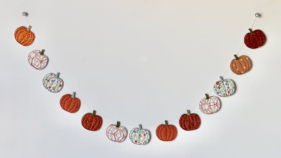 Pumpkin Garland Two - Hanging Decoration