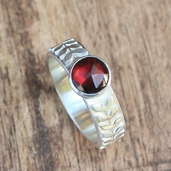 Silver Floral Garnet Ring - Silver Stacking Ring - Garnet Stacking Ring