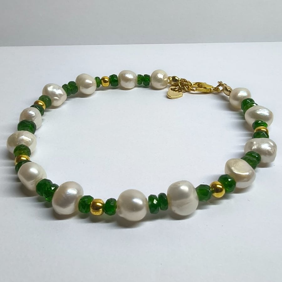 Limited Edition Chromium Diopside & Freshwater Pearl Bracelet Handmade Gold Tone