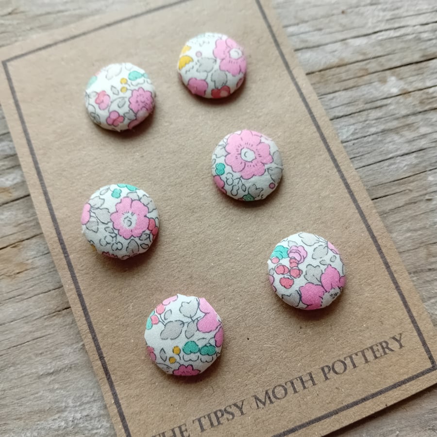  LIBERTY FABRIC COVERED BUTTONS SET OF 6 (item no270) 18mm pink