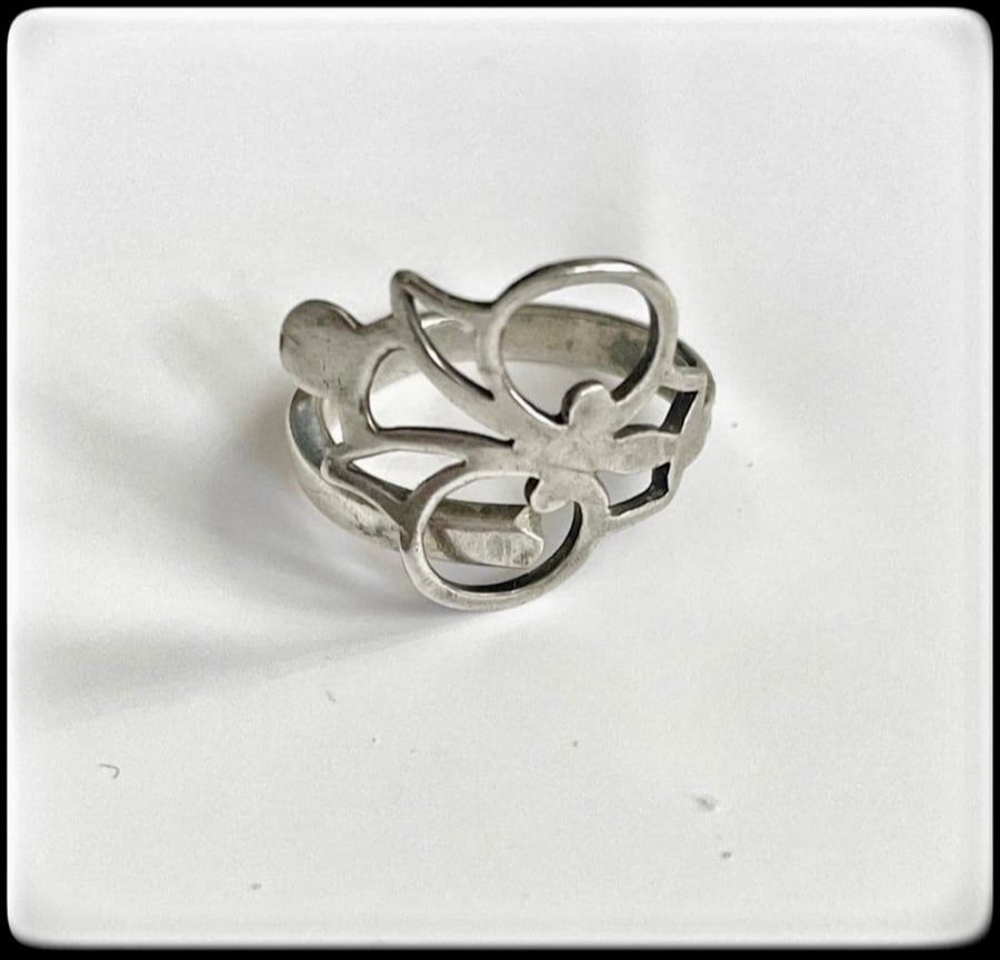 Sterling silver adjustable ring 