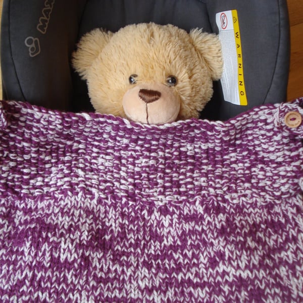 Blanket Cover to fit a Maxi Cosi Baby Car Seat and others Two Colours (R78)