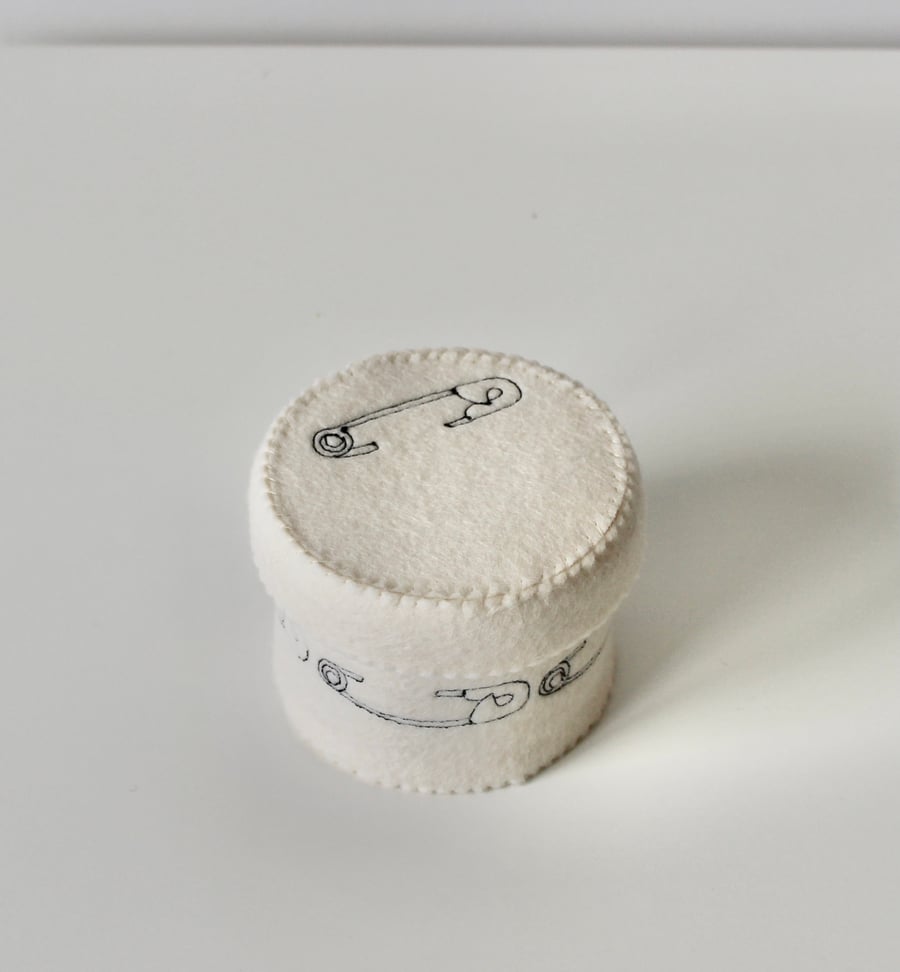 Lidded Storage Pot - 'Safety Pins'