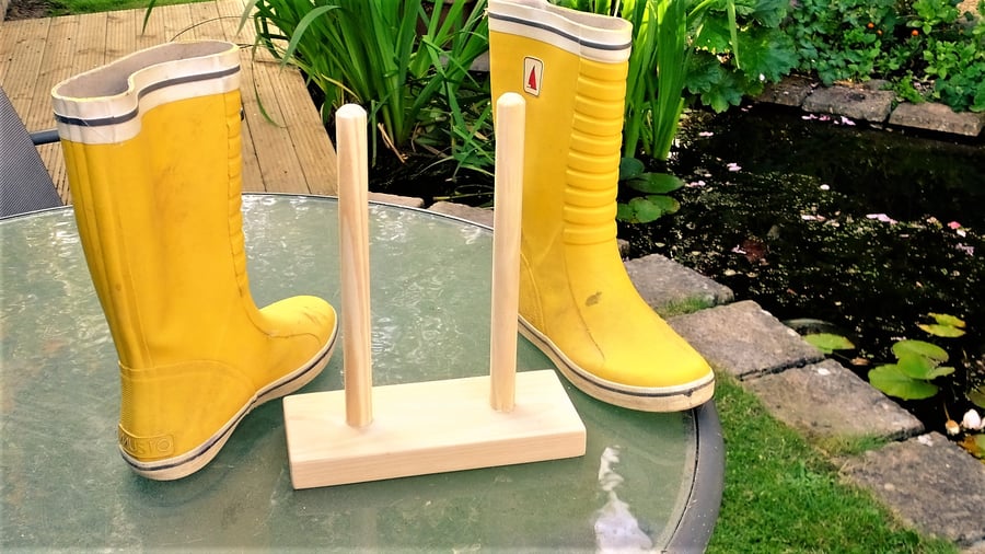 Wellington boot rack or stand for a single pair of wellies for hall porch shed