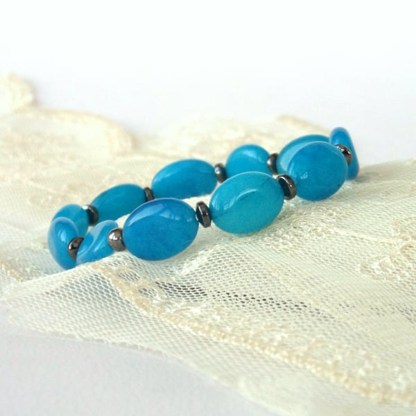 Cyan blue quartz stretchy bracelet