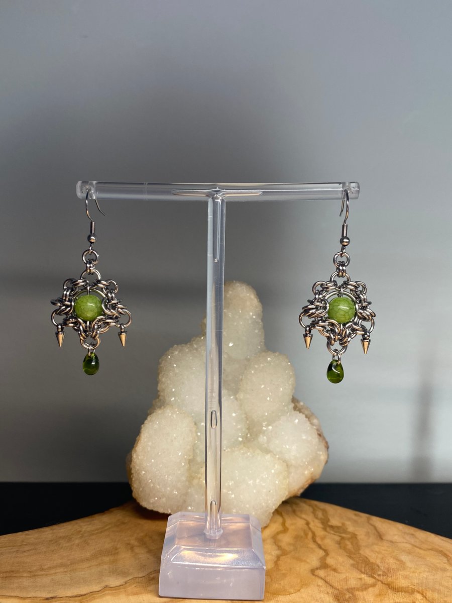 Kianna - Green Chainmail Earrings 
