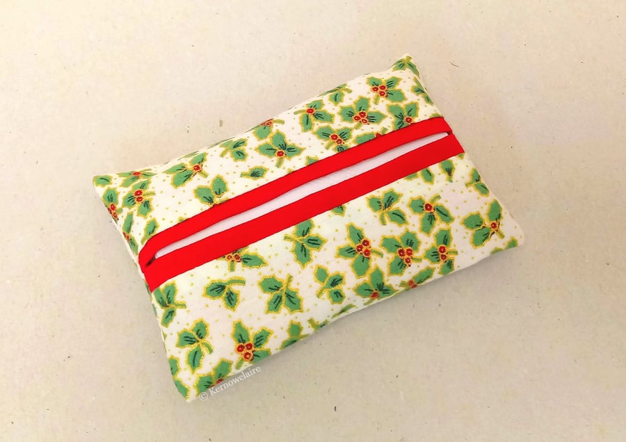Christmas tissue holder in cream with holly pattern, tissues included