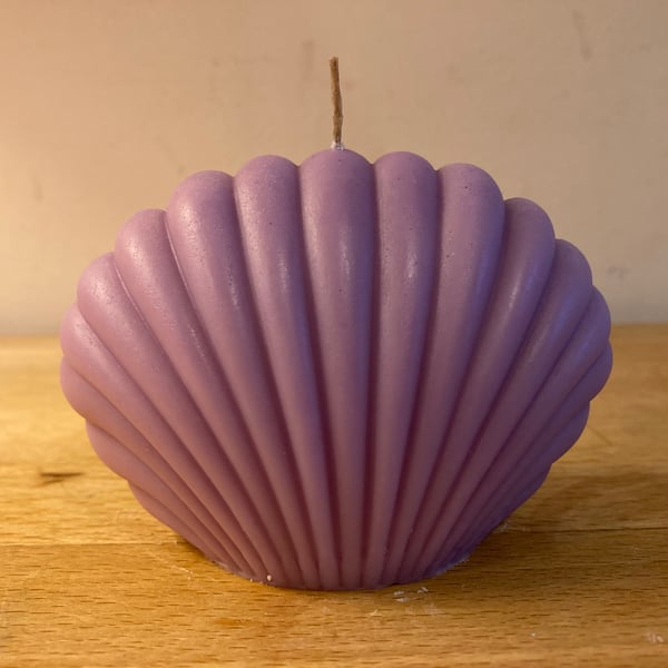 Scallop Shell-Shaped 100% Organic Soy Wax Candle
