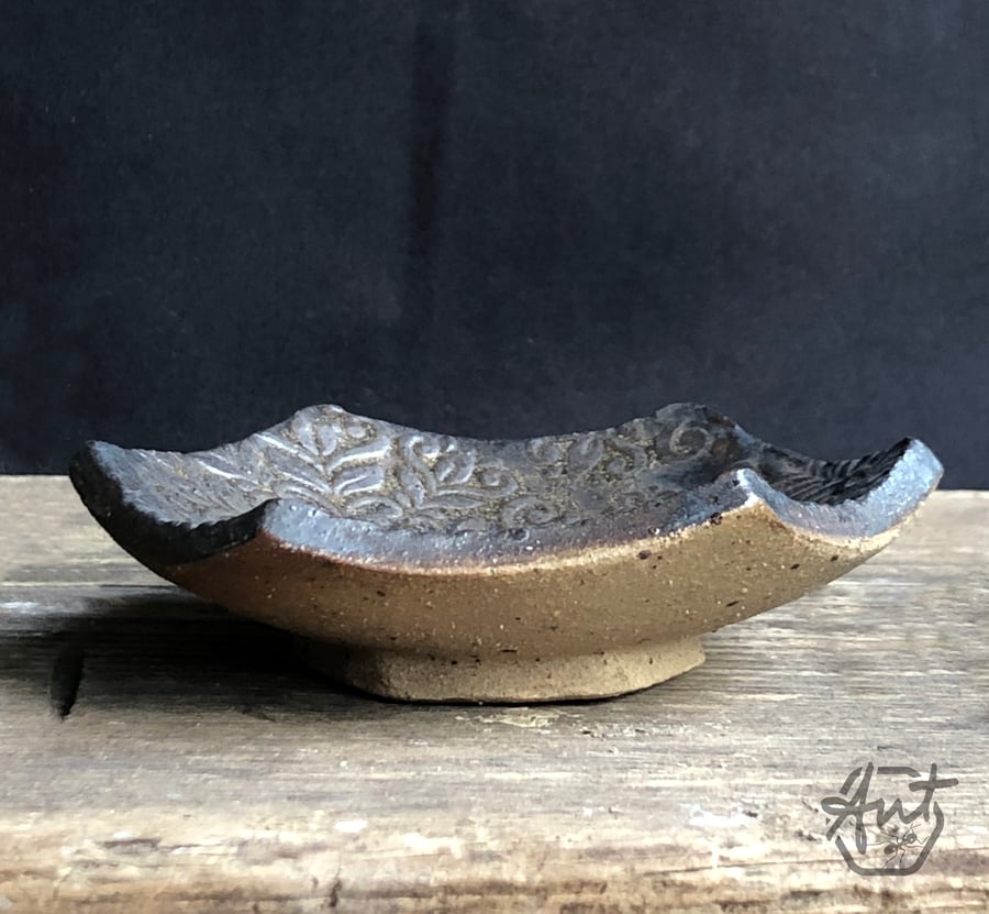 Bronzed Ceramic Trinket Dish with embossed detail
