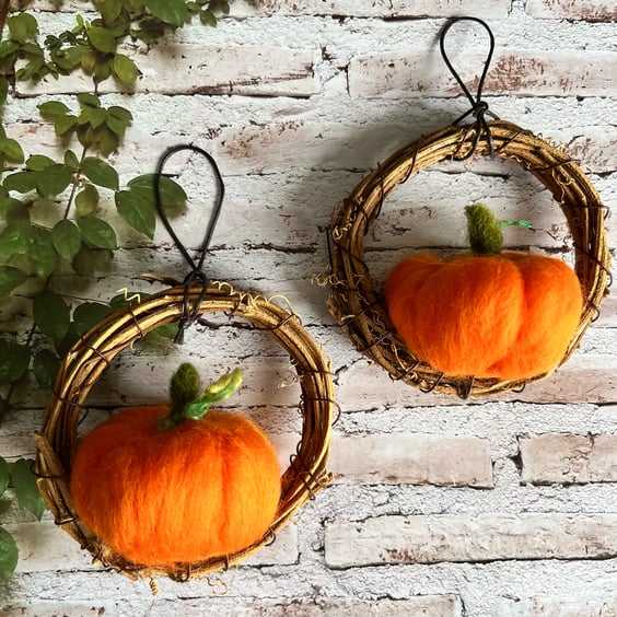Needle felted pumpkin Halloween wreaths 