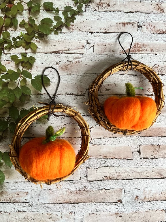 Needle felted pumpkin Halloween wreaths 