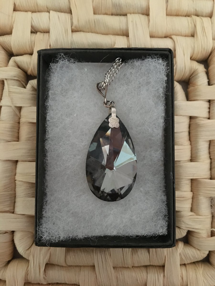 Silver Grey Glass Teardrop Pendant