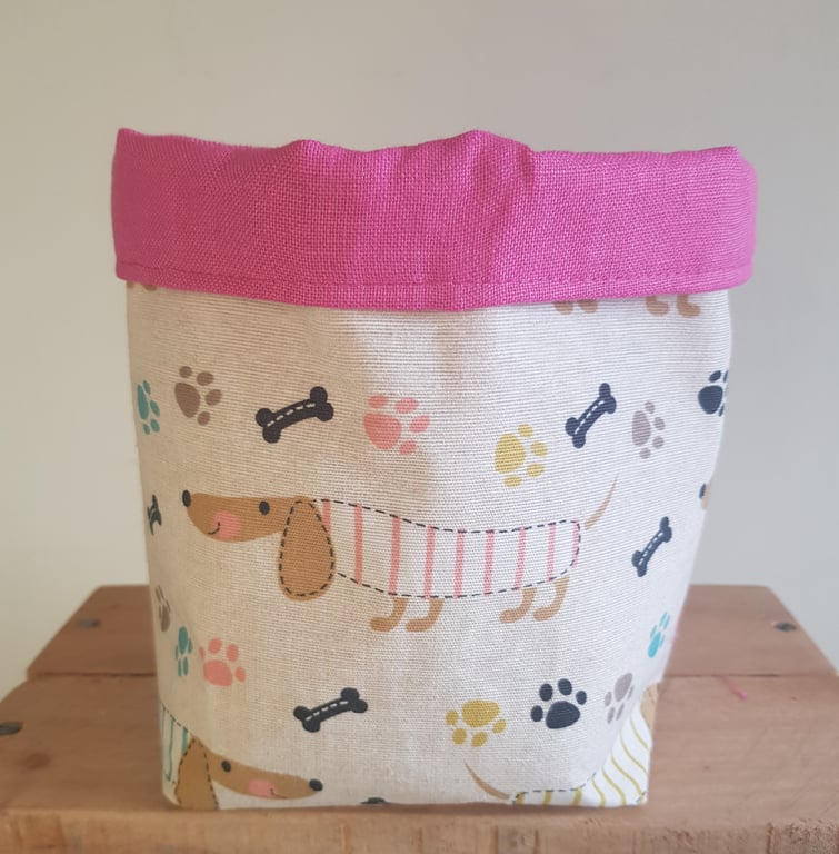 Fabric storage container: stripey daschunds; lined with pink