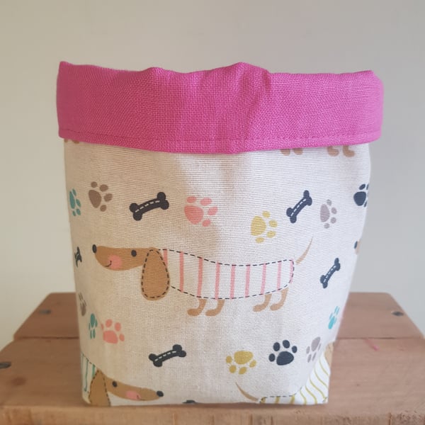 Fabric storage container: stripey daschunds; lined with pink