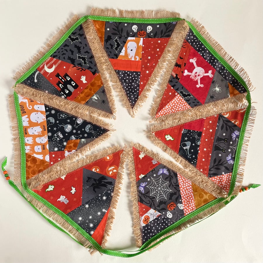 Halloween bunting on hessian - large 