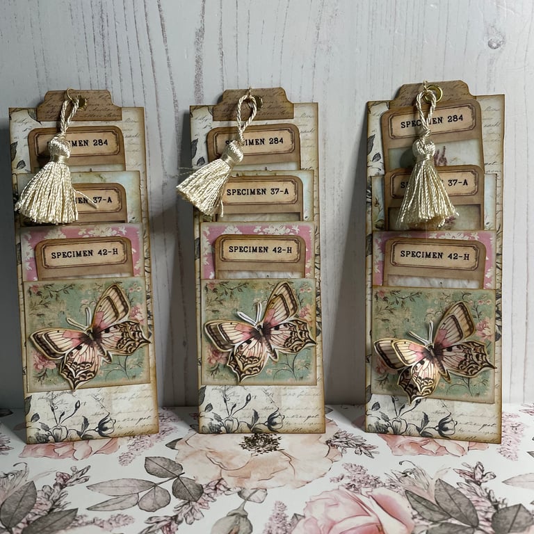 Ephemera - Tag Pockets - set of 3 by Carolee Crafts PB8 0045