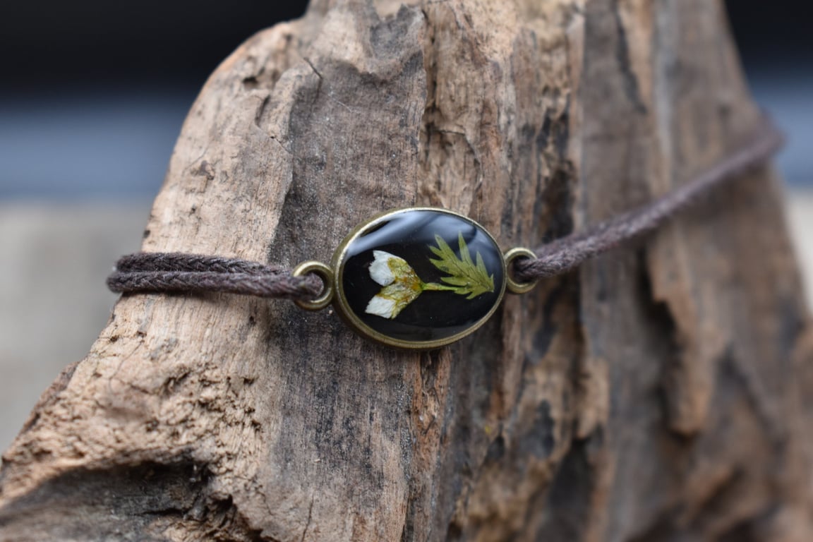 Adjustable Resin Bracelet with Pressed Bud and Leaf, Waxed Cotton Cord